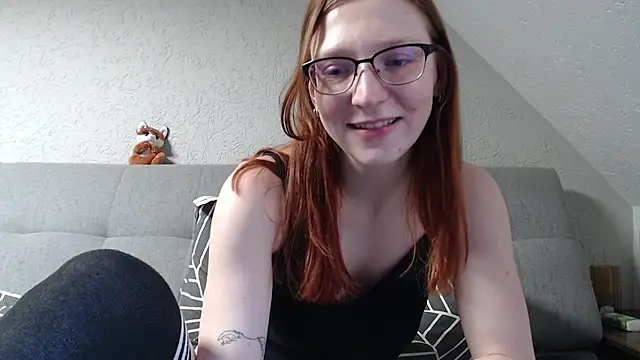 FinaFoxy's Live XXX Chat