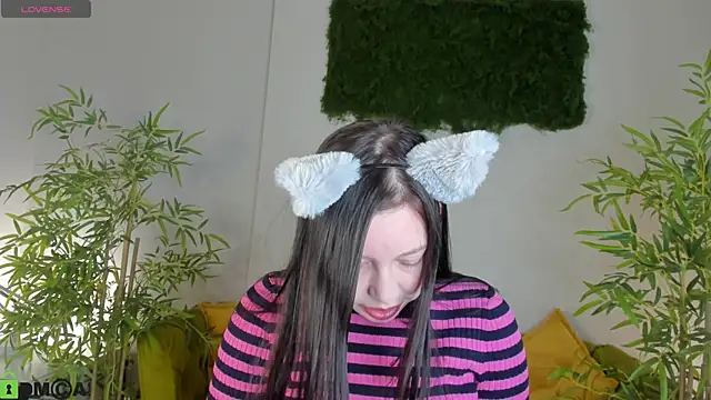 Chat +18 de Sandra_Ross ao vivo