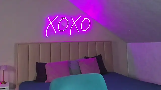 Nelly-May XXX чат на живо