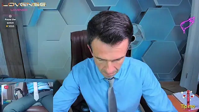 SteveTiger Live XXX Chat