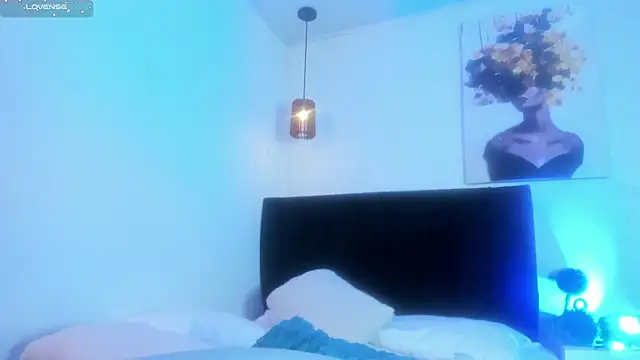 XXX chat uživo modela dolly_zoe
