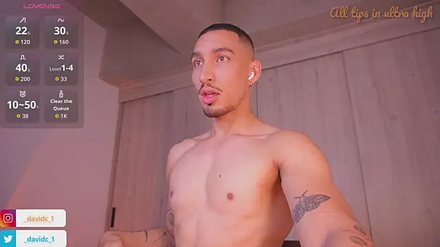 Chatroom XXX en direct de DavidC_
