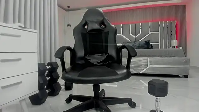 Онлайн чат XXX master_leather