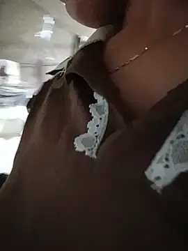 yu--yo Live XXX Chat