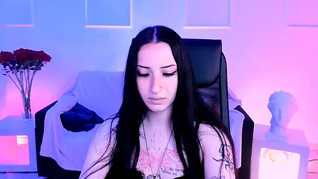 Chatroom XXX en direct de MonicaLowes