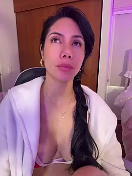 Chat +18 de ArianaReynoldss ao vivo