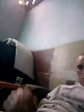Chat +18 de okon96 ao vivo
