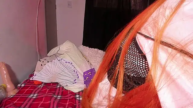 צ'אט XXX בשידור חי של sarah_benjjaminn