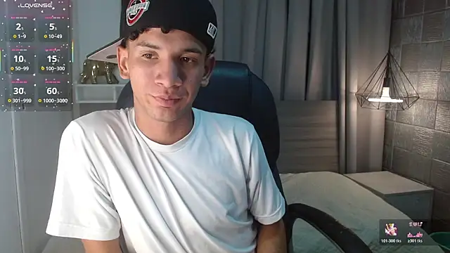 JDWhite18 Live XXX-chat