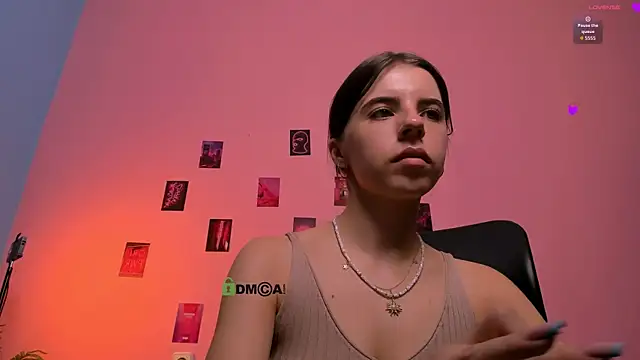lyra_desire Adlı Modelin Canlı XXX Sohbeti
