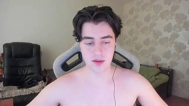 Knuckles17n Live XXX chat