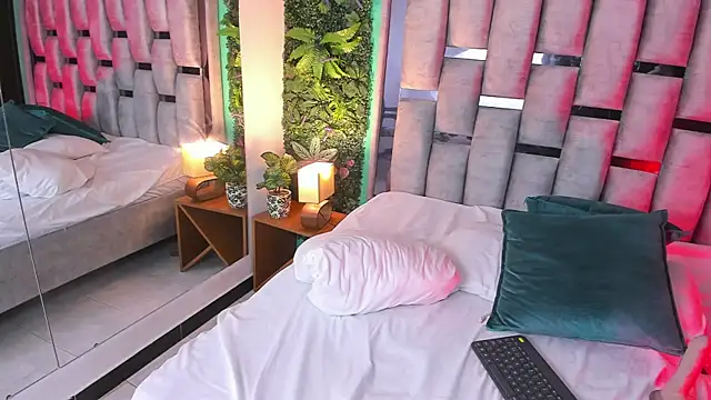 Živý XXX chat Emilye_rousee