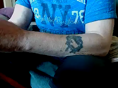 bodo1957 Live XXX Chat
