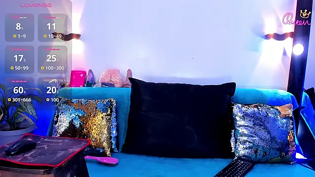 Emili_Roux Chat XXX in diretta