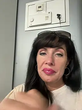 LadyLuxLover live XXX chat