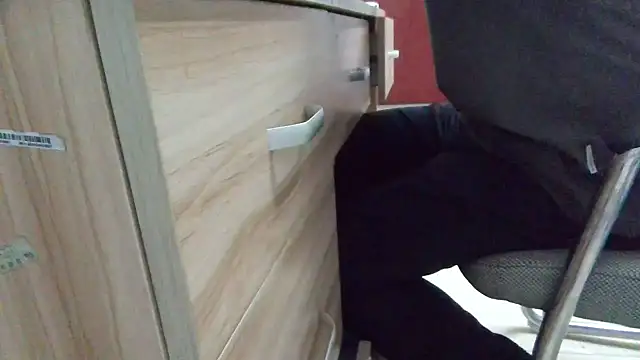 huzi518 Live XXX Chat
