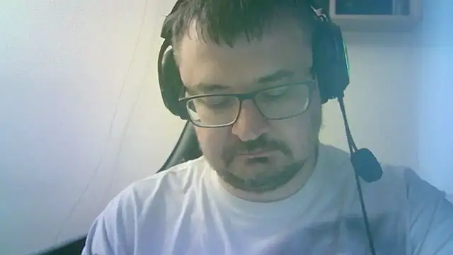 Živý XXX chat SirAbuser