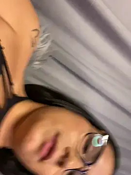 Val12777's Live XXX Chat