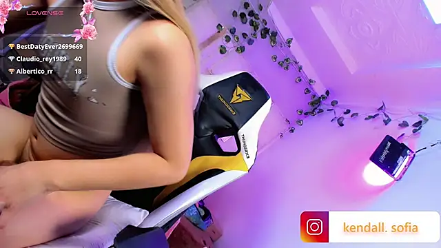 Chat XXX ao vivo de Sophiaa_doll_