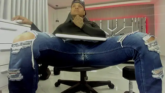 master_leather Chat XXX in diretta