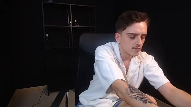 Chatroom XXX en direct de FelixStarkk