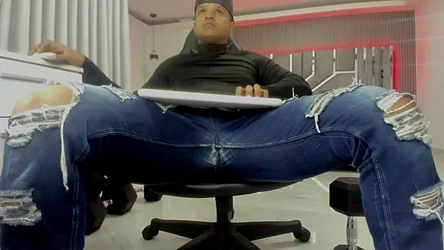 Онлайн чат XXX master_leather