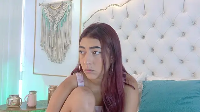 Sara_funy Chat XXX in diretta