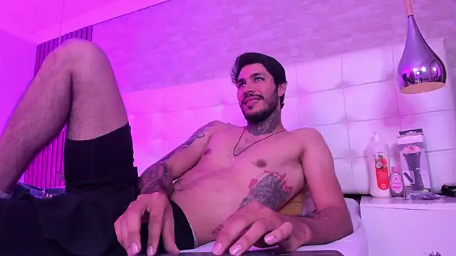Chat +18 de JacksonGreenn ao vivo
