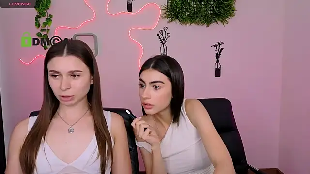 Chat XXX en directo de nekky_mouse