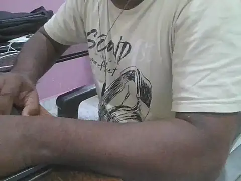 ITGuyhyd's Live XXX Chat
