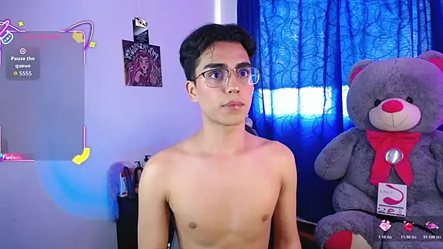 Chat XXX en directo de OwenBluee