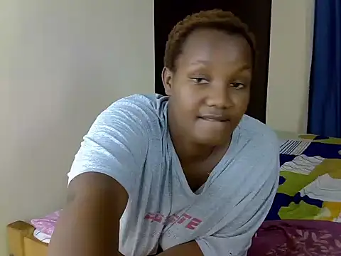 FlirtyMira Chat XXX in diretta