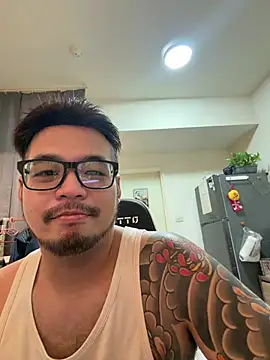 James1992_Ovo's Live XXX Chat