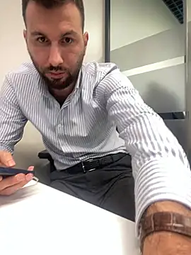 speddy34 XXX чат на живо