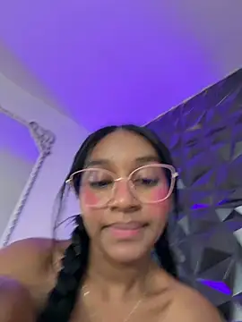 צ'אט XXX בשידור חי של Angelicamayson
