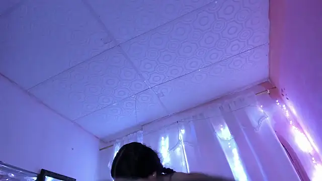 Milly-Way XXX чат на живо