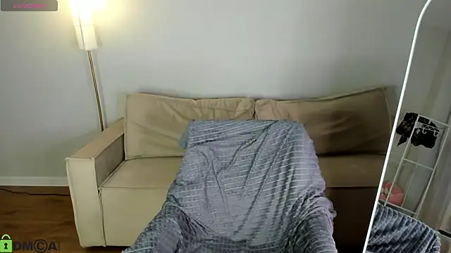 Debra_Wade Adlı Modelin Canlı XXX Sohbeti