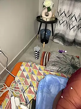 Nicole_bash élő XXX-chatje