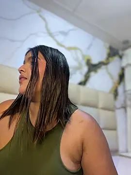 Lia_sexx Adlı Modelin Canlı XXX Sohbeti