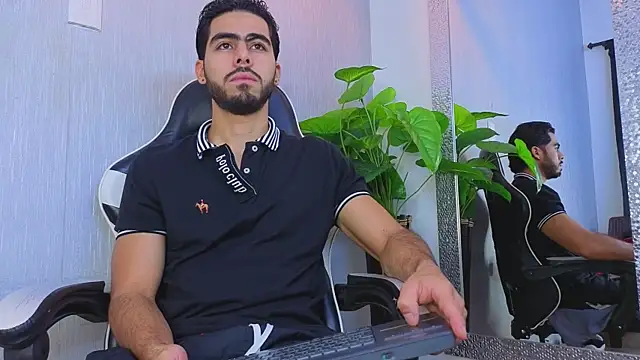 Markos_Miles' Live XXX Chat
