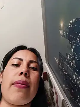 _andrea30: απευθείας συνομιλία ΧΧΧ