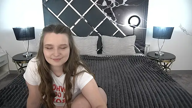 MagicPeachh_ XXX чат на живо