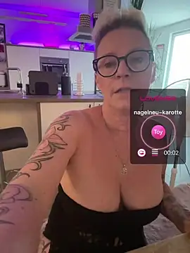 Chatroom XXX en direct de German_Milf