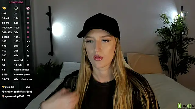 Stacy_River's Live XXX Chat