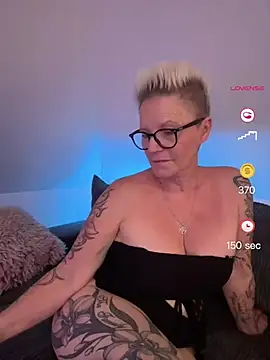 German_Milf élő XXX-chatje