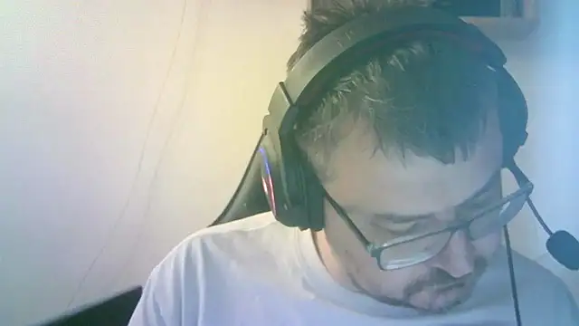 SirAbuser Live XXX Chat