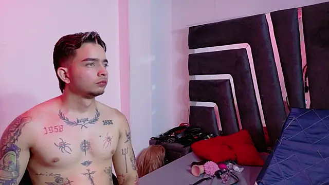 AliceandMax webkamerás műsora