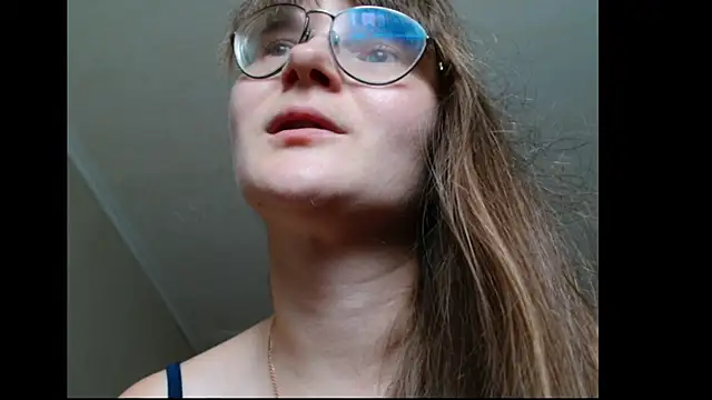 KiraGoldens XXX чат на живо