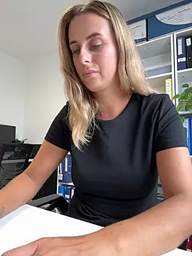 Živý XXX chat Hii_Lolla