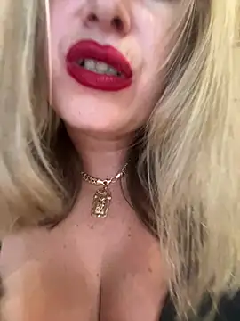Chat XXX ao vivo de Kittenforyou